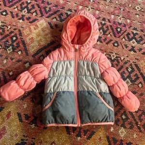 Oshkosh 24 Month Girls Gray and Pink Hooded Fleeced Lined Zip Up Winter Jacket